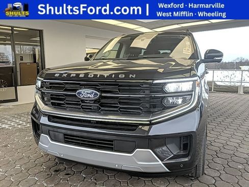 Used 2025 Ford Expedition Max Platinum image 1