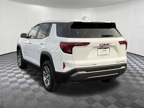 Used 2026 GMC Terrain Elevation w/ Technology Package II image 4