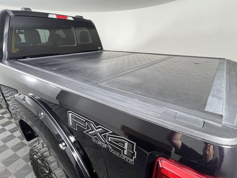 Used 2022 Ford F250 Lariat w/ Black Appearance Package AWD/4WD image 22