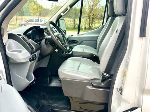 Used 2017 Ford Transit 250 148 Medium Roof image 9