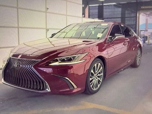 Used 2019 Lexus ES 350 w/ Accessory Package 2 FWD image 2