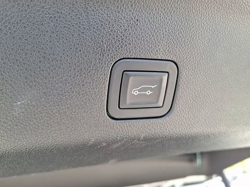 Used 2025 Chevrolet Tahoe Premier w/ Sun And Tow Package image 27