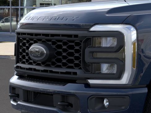 New 2025 Ford F250 XLT w/ Black Appearance Package image 18
