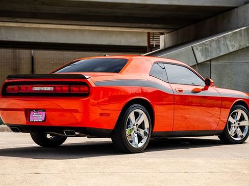 Used 2009 Dodge Challenger R/T RWD image 50