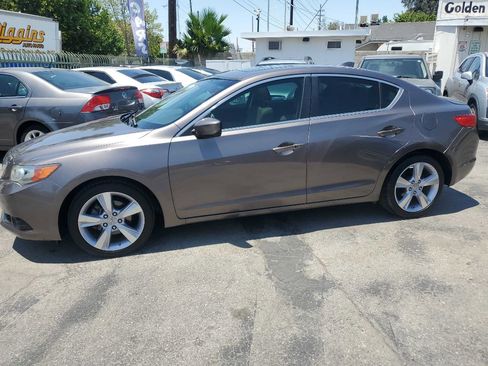 Used 2015 Acura ILX w/ Premium Package image 3
