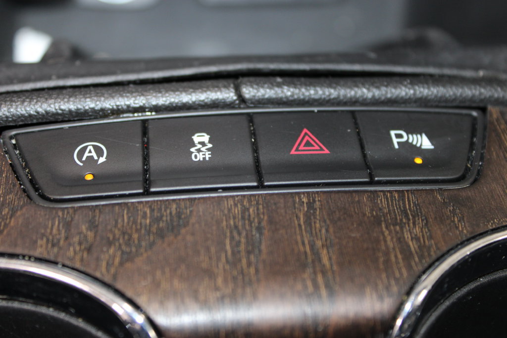 Used 2023 GMC Acadia Denali FWD image 30