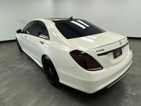 Used 2014 Mercedes-Benz S 550 Sedan image 4