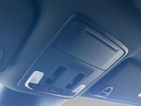 Certified 2025 Honda Pilot TrailSport image 26