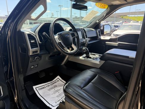 Used 2019 Ford F150 Lariat w/ Equipment Group 502A Luxury AWD/4WD image 29