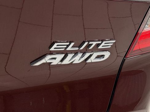 Used 2022 Honda Pilot Elite image 36