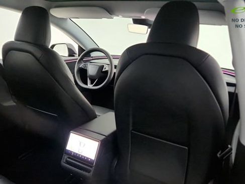Used 2025 Tesla Model 3 Long Range AWD/4WD image 40