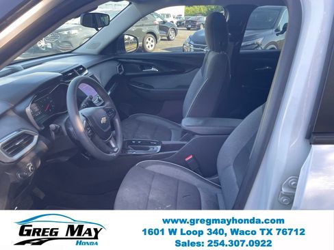 Used 2023 Chevrolet TrailBlazer LS FWD image 12