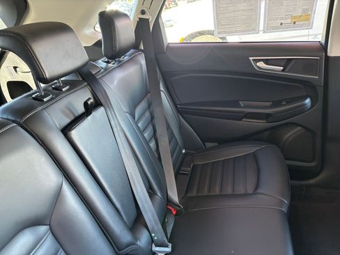 Used 2024 Ford Edge SEL image 38