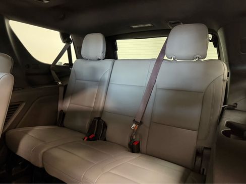 Used 2021 Chevrolet Tahoe Z71 w/ Rear Media and Nav Package AWD/4WD image 15