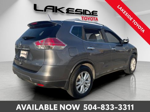 Used 2016 Nissan Rogue SV image 6