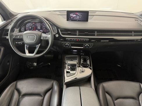 Used 2019 Audi Q7 3.0T Prestige w/ Prestige Package AWD/4WD image 16