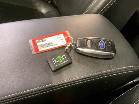 Used 2020 Subaru Forester Touring image 15