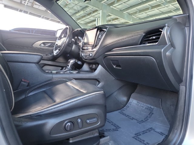 Used 2022 Chevrolet Traverse Premier w/ Redline Edition FWD image 24