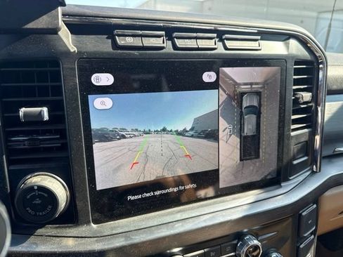 Used 2023 Ford F350 Lariat w/ Lariat Ultimate Package AWD/4WD image 24