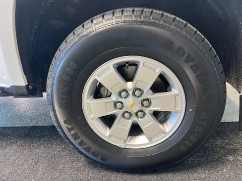 Used 2020 Chevrolet Colorado W/T w/ WT Convenience Package image 16