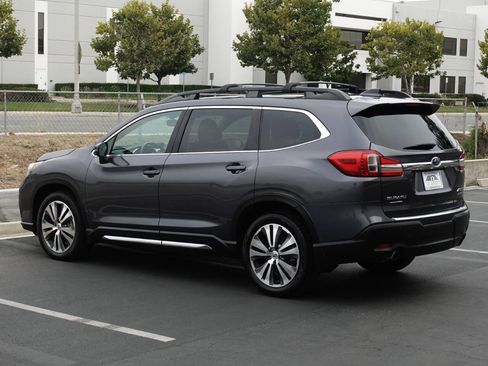 Used 2019 Subaru Ascent Limited w/ Popular Package #2 AWD/4WD image 9