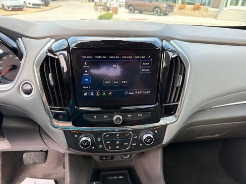 Used 2020 Chevrolet Traverse Premier w/ LPO, Floor Liner Package AWD/4WD image 17