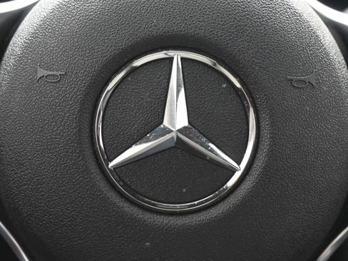 Used 2022 Mercedes-Benz GLE 350 image 23