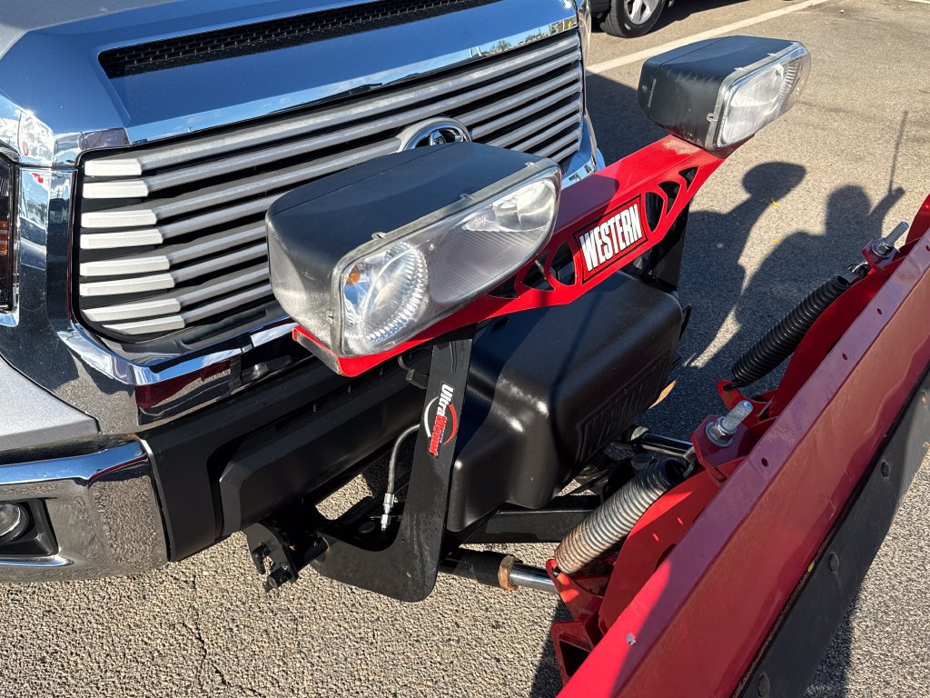 Used 2015 Toyota Tundra SR5 AWD/4WD image 48