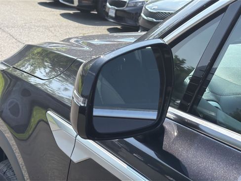 New 2026 Kia Sorento LX FWD image 14