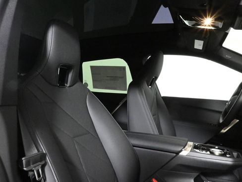 Used 2026 BMW iX xDrive45 w/ Premium Package image 32