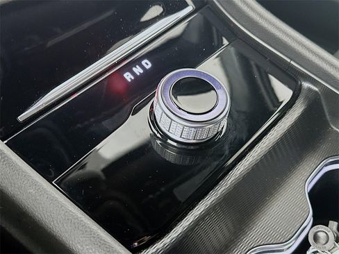 Used 2024 Jeep Grand Cherokee Laredo w/ Luxury Tech Group I image 16