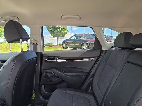 Used 2024 Kia Seltos S AWD/4WD image 33