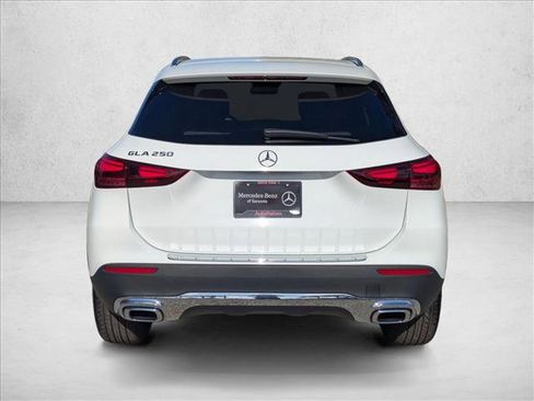 New 2026 Mercedes-Benz GLA 250 image 8