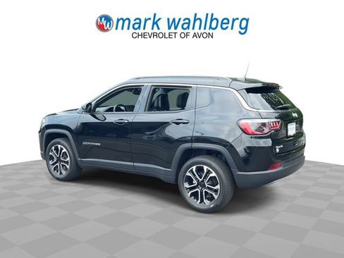 Used 2023 Jeep Compass Limited w/ Sun and Sound Group AWD/4WD image 6