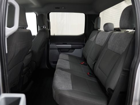 Used 2023 Ford F150 XLT image 5