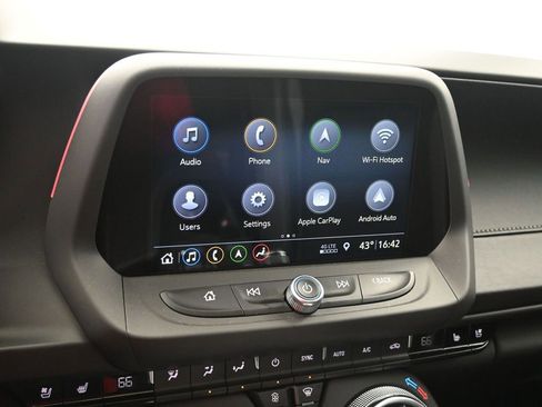 Used 2019 Chevrolet Camaro SS image 14