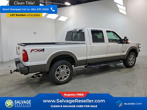 Used 2015 Ford F250 King Ranch w/ FX4 Off-Road Package AWD/4WD image 4