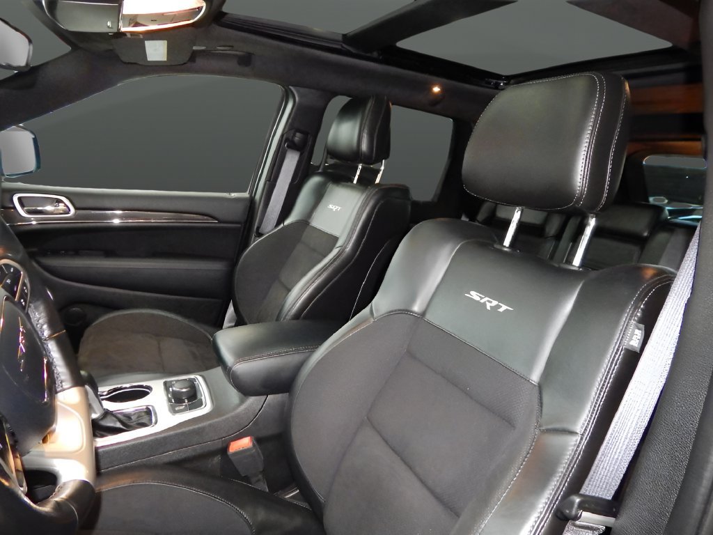 Used 2021 Jeep Grand Cherokee SRT AWD/4WD image 11