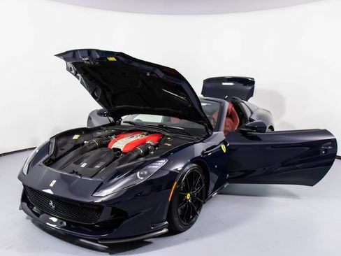 Certified 2023 Ferrari 812 GTS RWD image 33