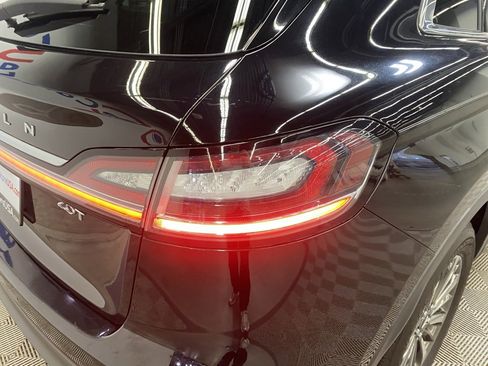 Used 2019 Lincoln Nautilus Select w/ Class II Trailer Tow Package image 13