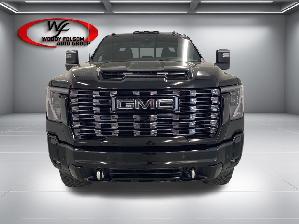 New 2026 GMC Sierra 2500 Denali Ultimate w/ LPO, Black Badging Package AWD/4WD image 2