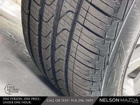 Used 2020 Mercedes-Benz C 300 4MATIC Sedan image 14