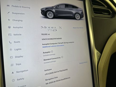 Used 2017 Tesla Model X 75D AWD/4WD image 13
