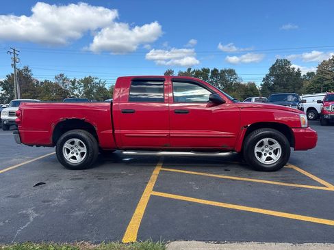 Used 2006 Dodge Dakota SLT w/ Sport Appearance Group image 5