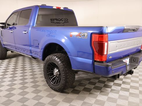 Used 2022 Ford F250 Limited w/ FX4 Off-Road Package image 25
