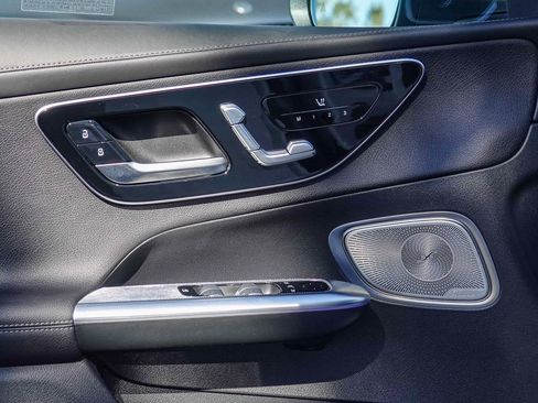 Certified 2025 Mercedes-Benz GLC 300 4MATIC image 21