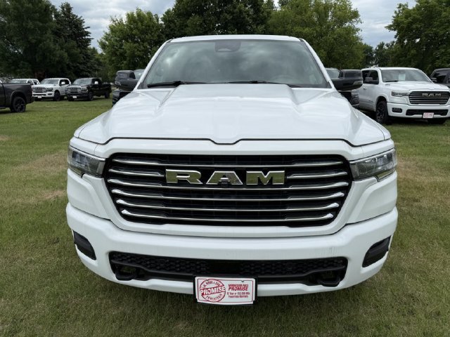 New 2026 RAM 1500 Laramie AWD/4WD image 3