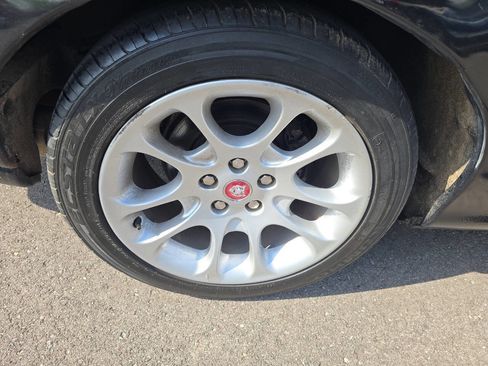 Used 2000 Jaguar XK8 Convertible image 16