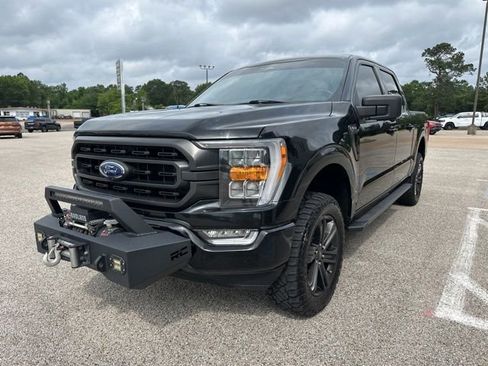 Used 2022 Ford F150 XLT w/ Equipment Group 302A High AWD/4WD image 3