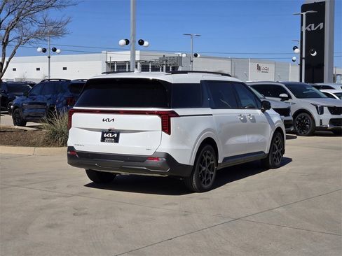 New 2026 Kia Carnival SX Prestige image 4